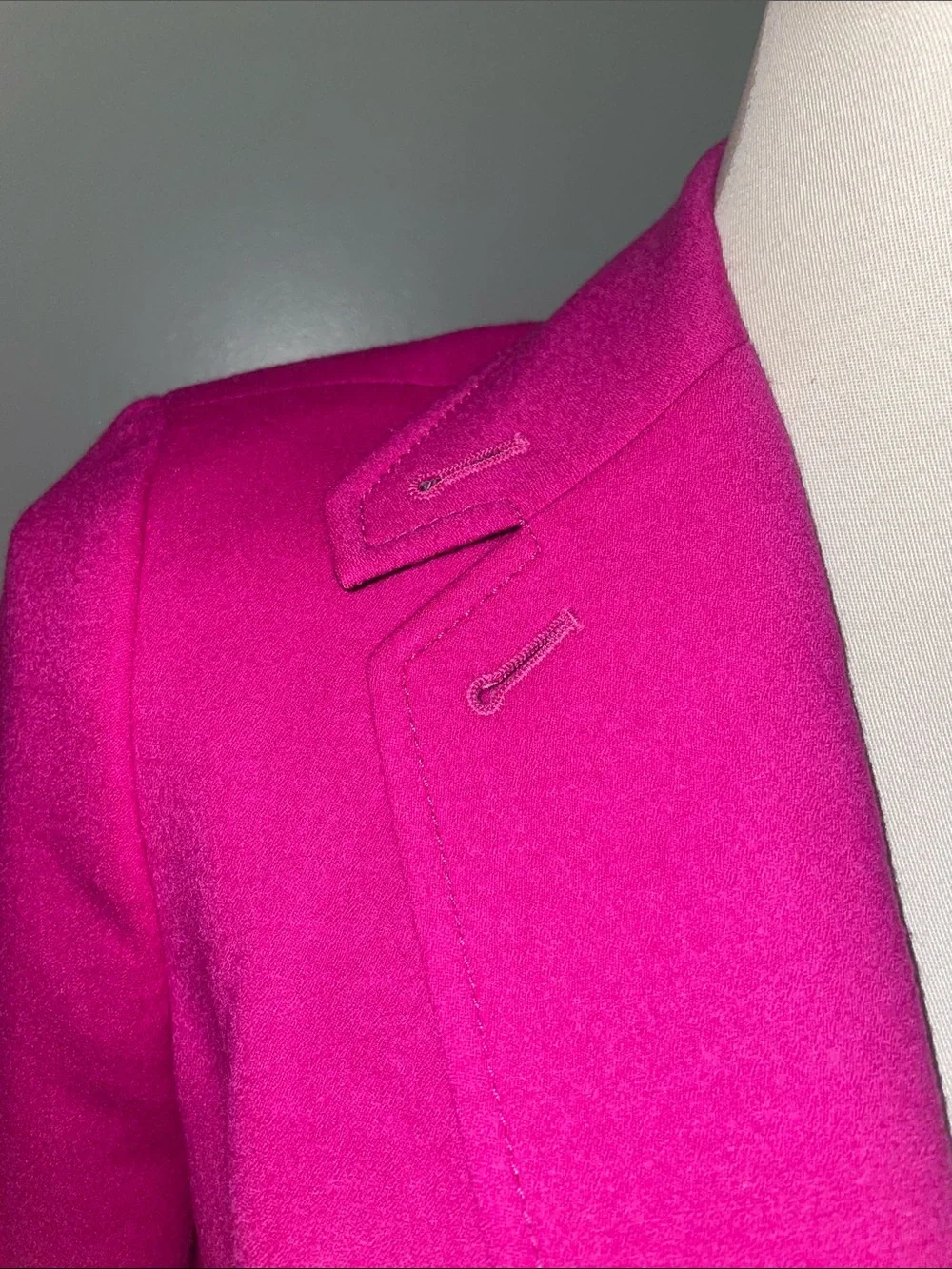 Barbie Pink 99%Wool 1 Button Lined Blazer. Size 4. - Picture 5 of 10